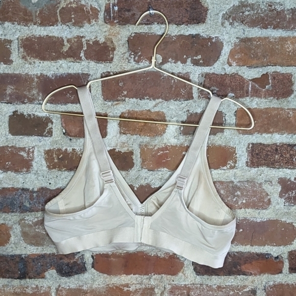 Cacique 40C Light Nude Unlined Bra - Picture 5 of 5